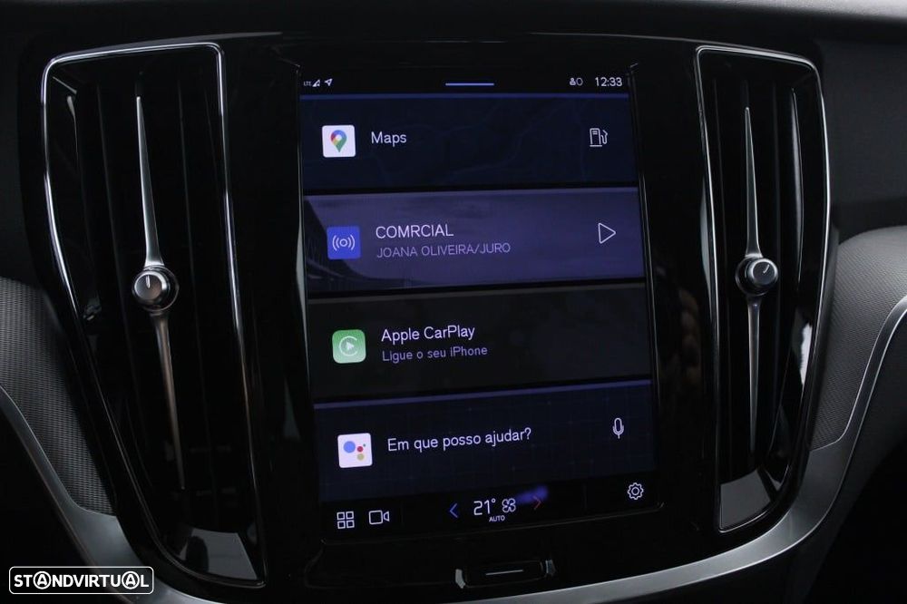 Volvo V60 2.0 B4 Plus Dark Auto - 28