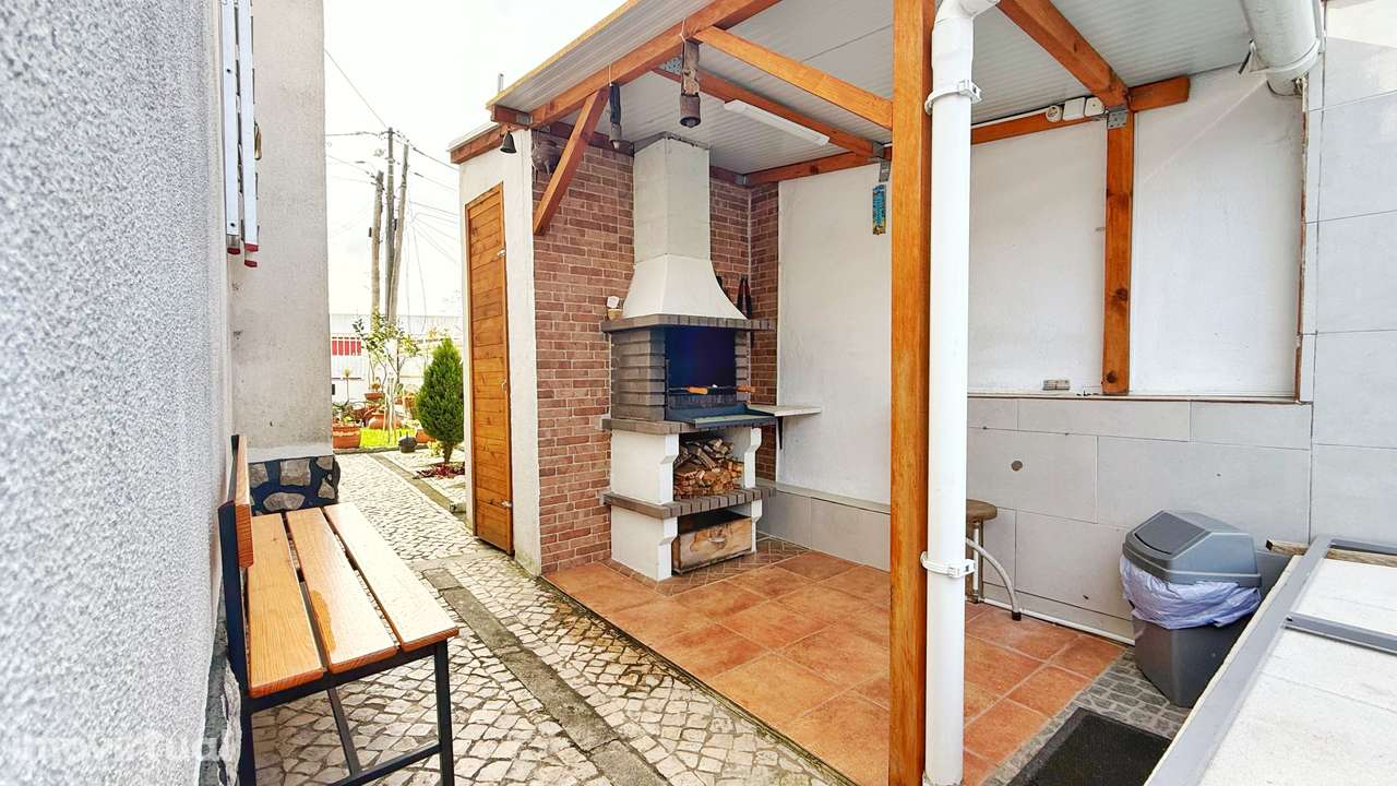 Moradia Isolada T3+1 com piscina na Quinta do Conde - Grande imagem: 5/47