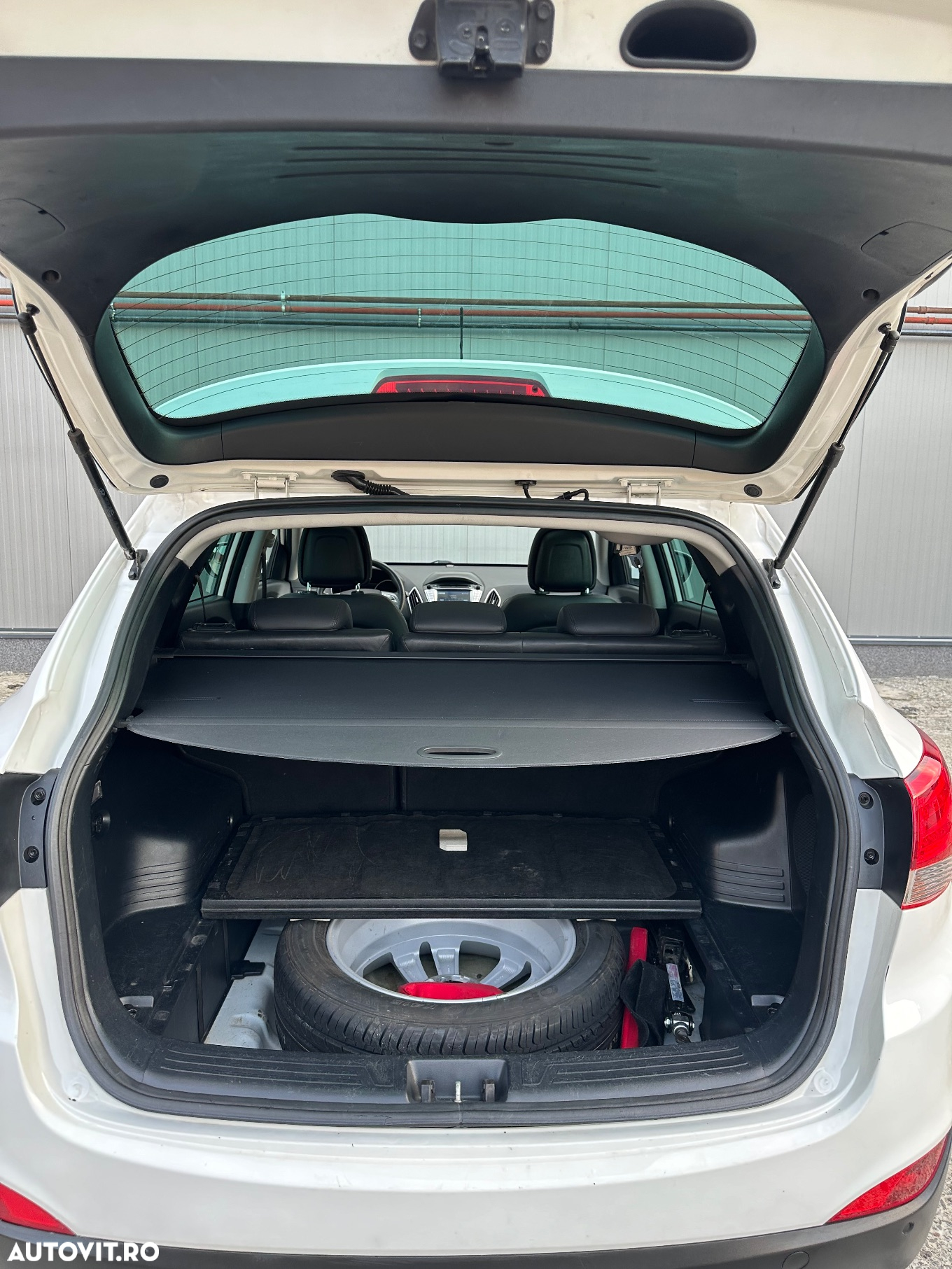 Hyundai ix35 2.0 CRDI 4WD Premium - 23