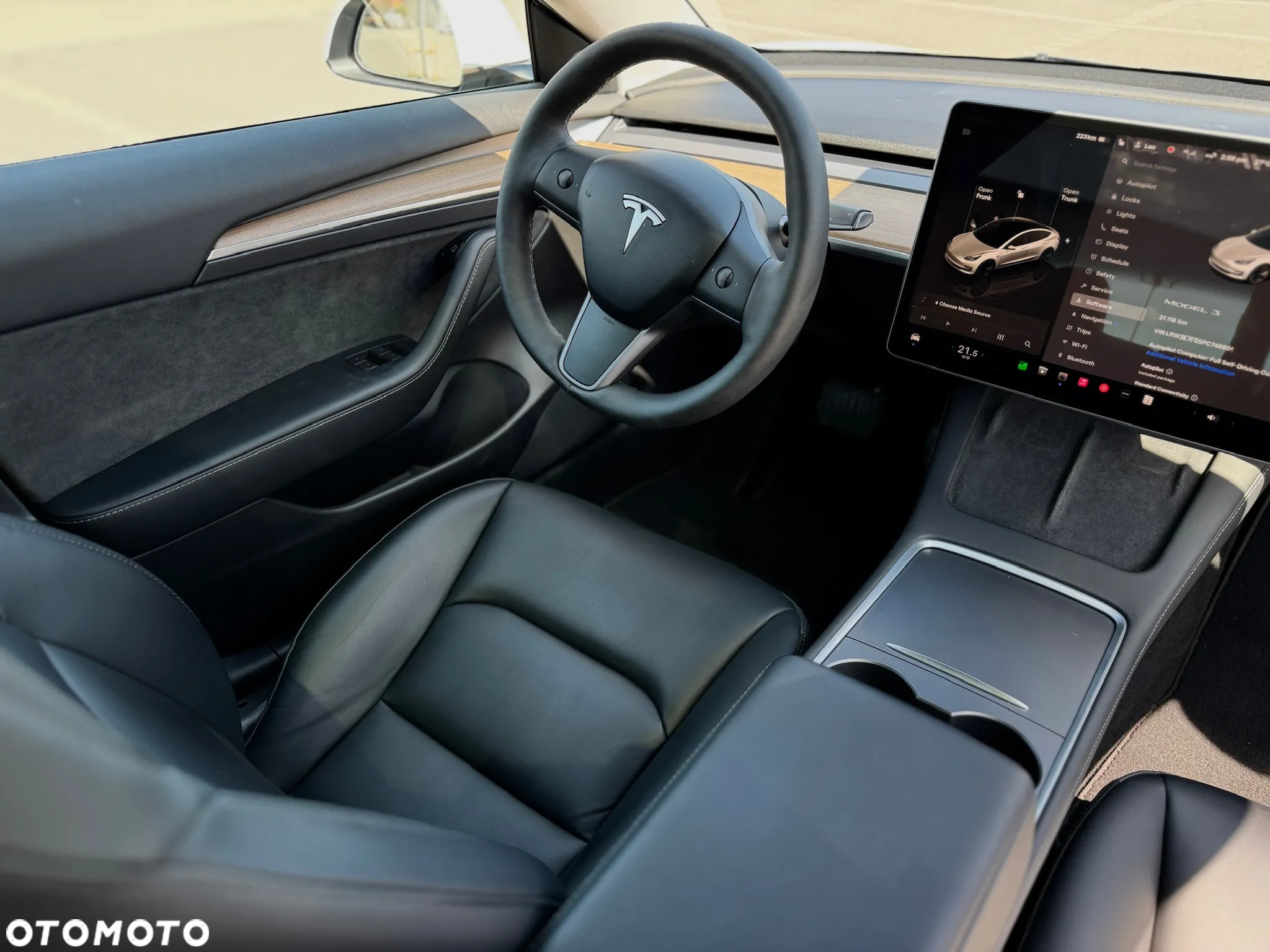 Tesla Model 3 - 18