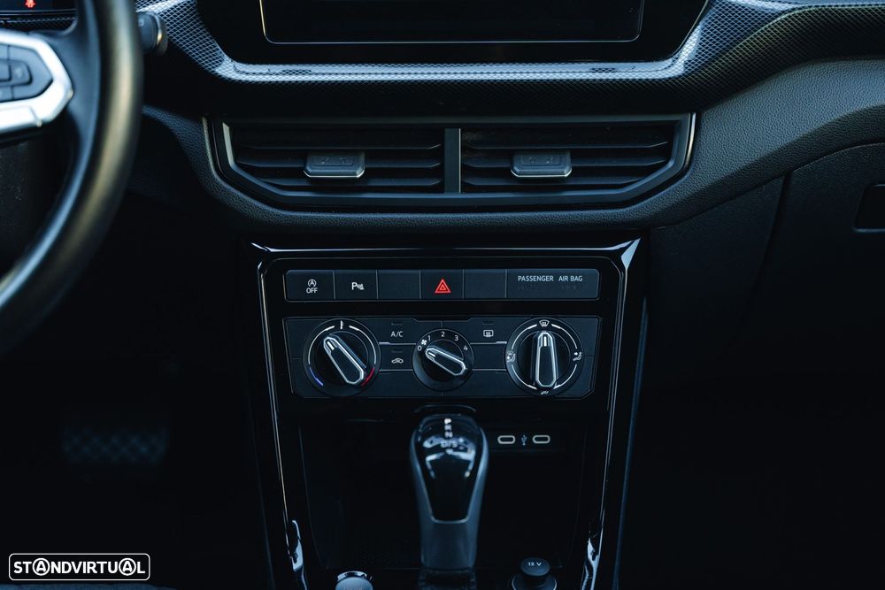 VW T-Cross 1.0 TSI Urban DSG - 42