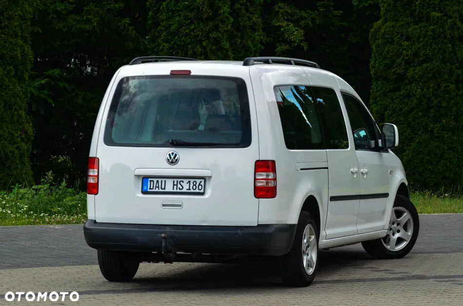 Volkswagen Caddy Maxi 1.6 TDI Comfortline DSG - 22
