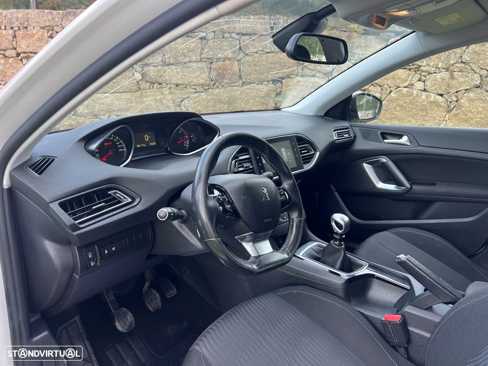 Peugeot 308 1.6 BlueHDi Allure J17 - 10