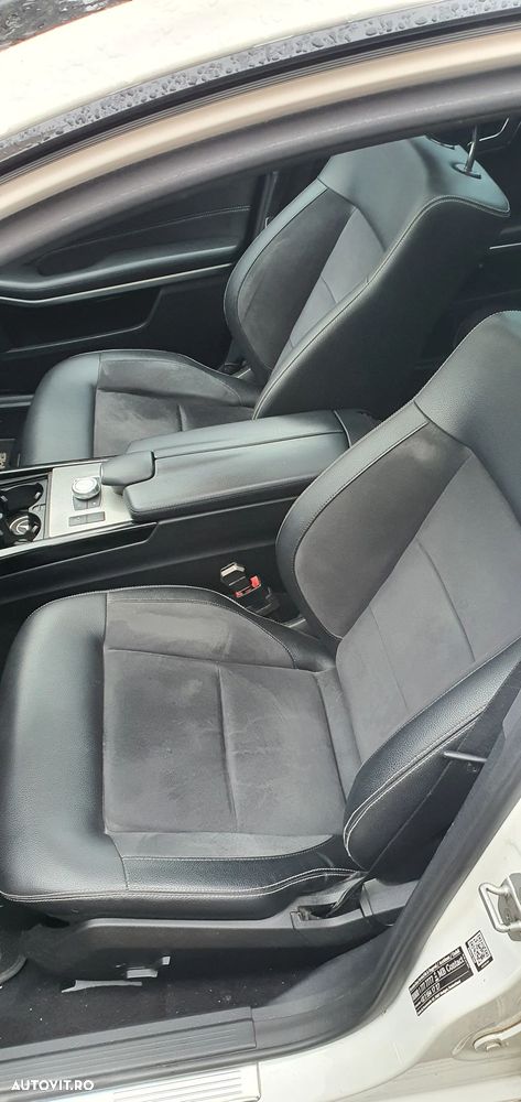 Mercedes-Benz E - 9