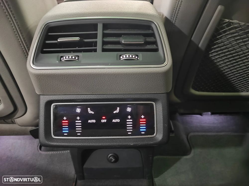 Audi e-tron Sportback 55 quattro S line - 27