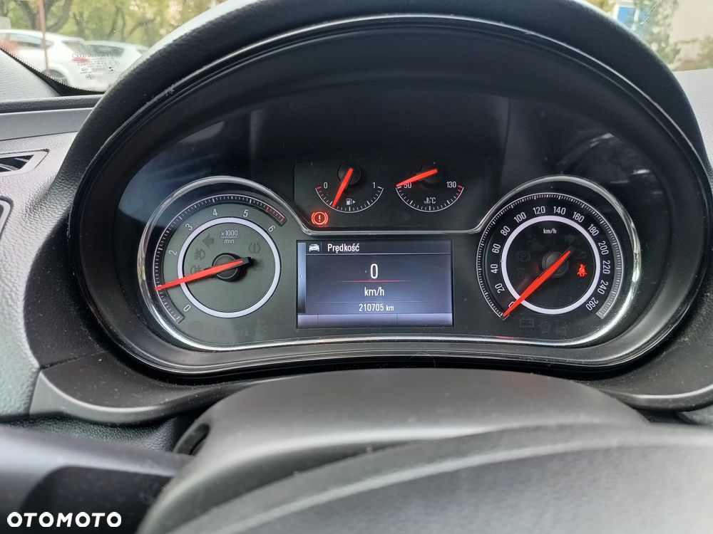 Opel Insignia 2.0 CDTI Edition - 10