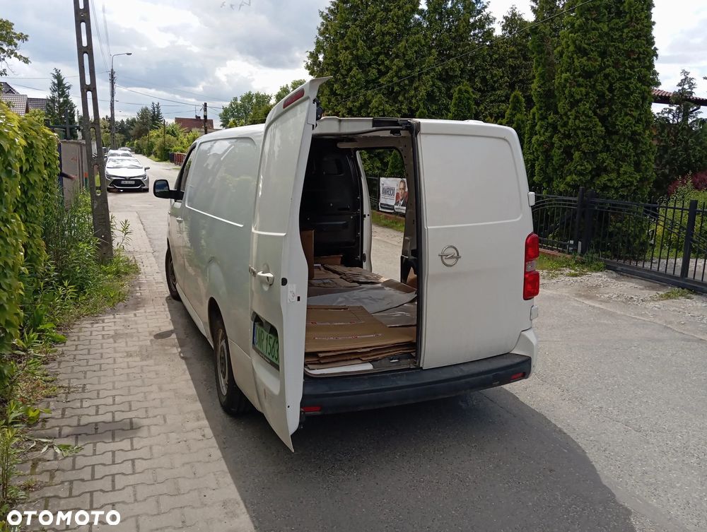 Opel Vivaro - 12