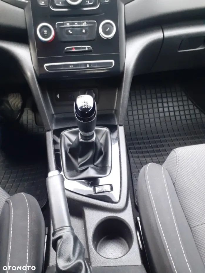 Renault Megane 1.3 TCe FAP Life - 5