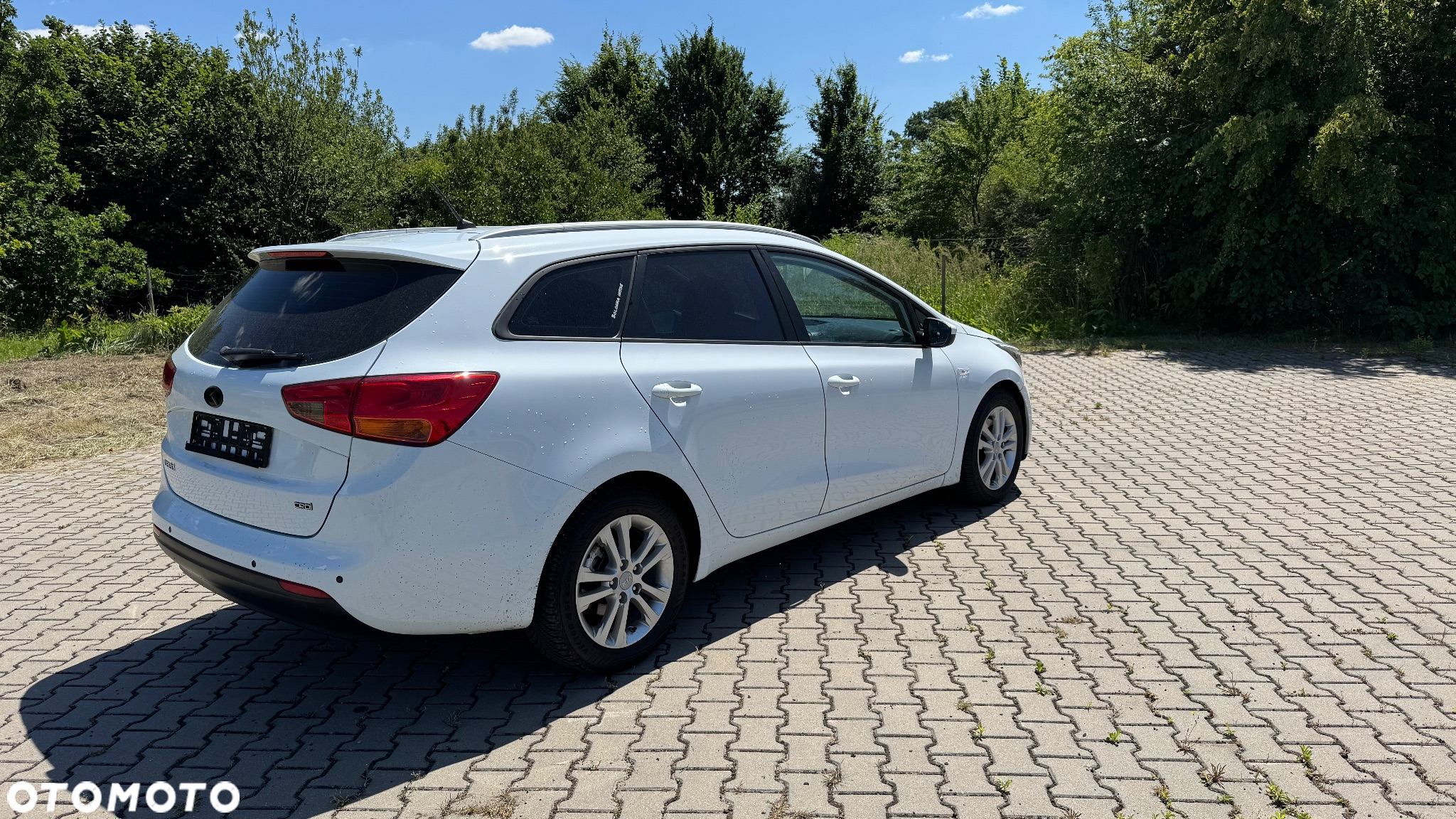 Kia Ceed - 8