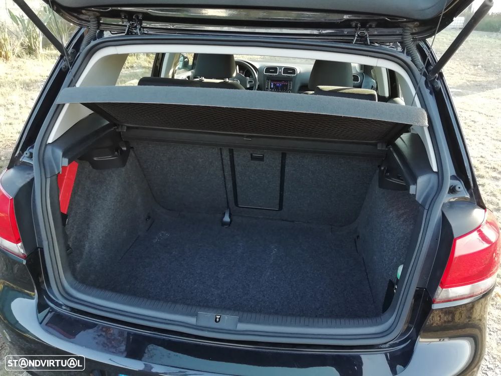 VW Golf 1.6 TDi Confortline - 7