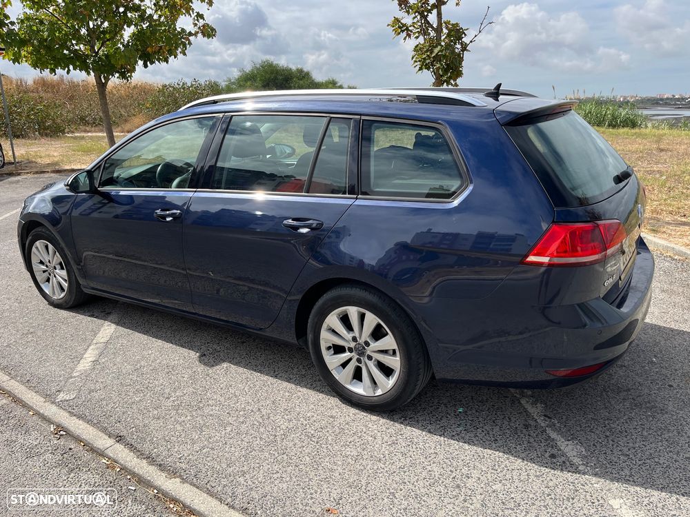 VW Golf Variant - 6