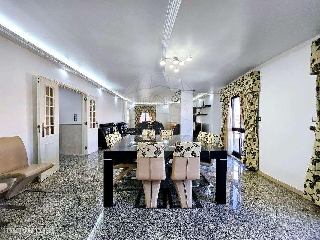 Apartamento T5 para venda - Grande imagem: 4/49