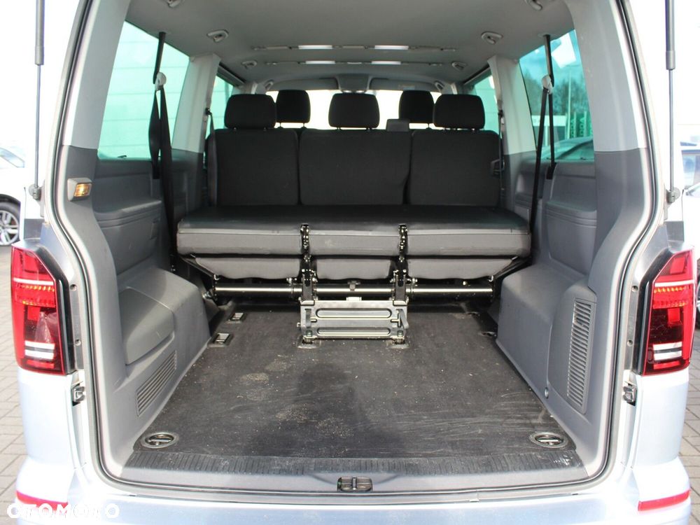 Volkswagen Caravelle 2.0 TDI L2 Comfortline - 15