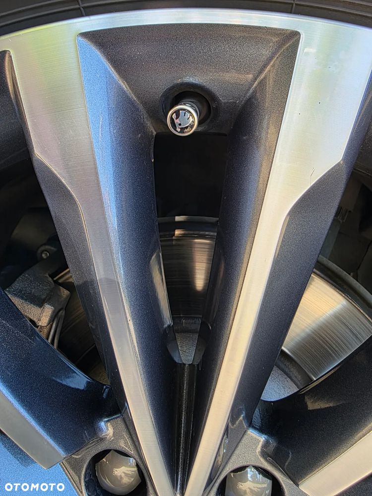 Skoda Superb 2.0 TSI 4x4 L&K DSG - 18