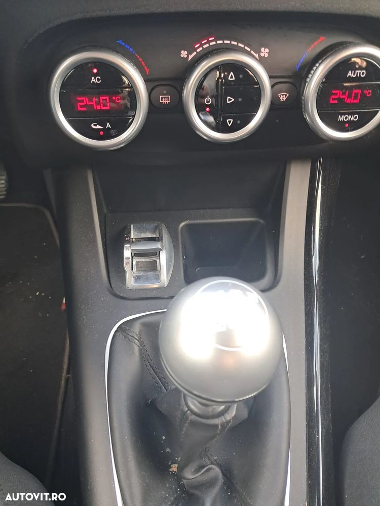 Alfa Romeo Giulietta 1.4 TB 16V Sport - 11