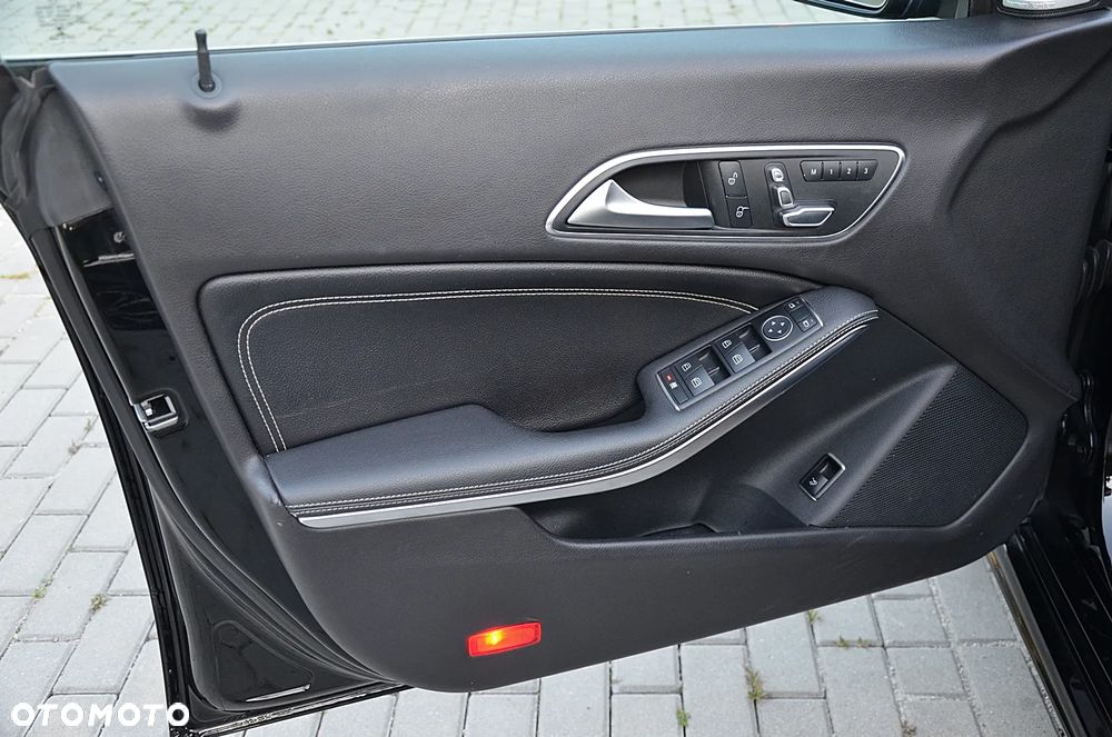 Mercedes-Benz CLA - 26