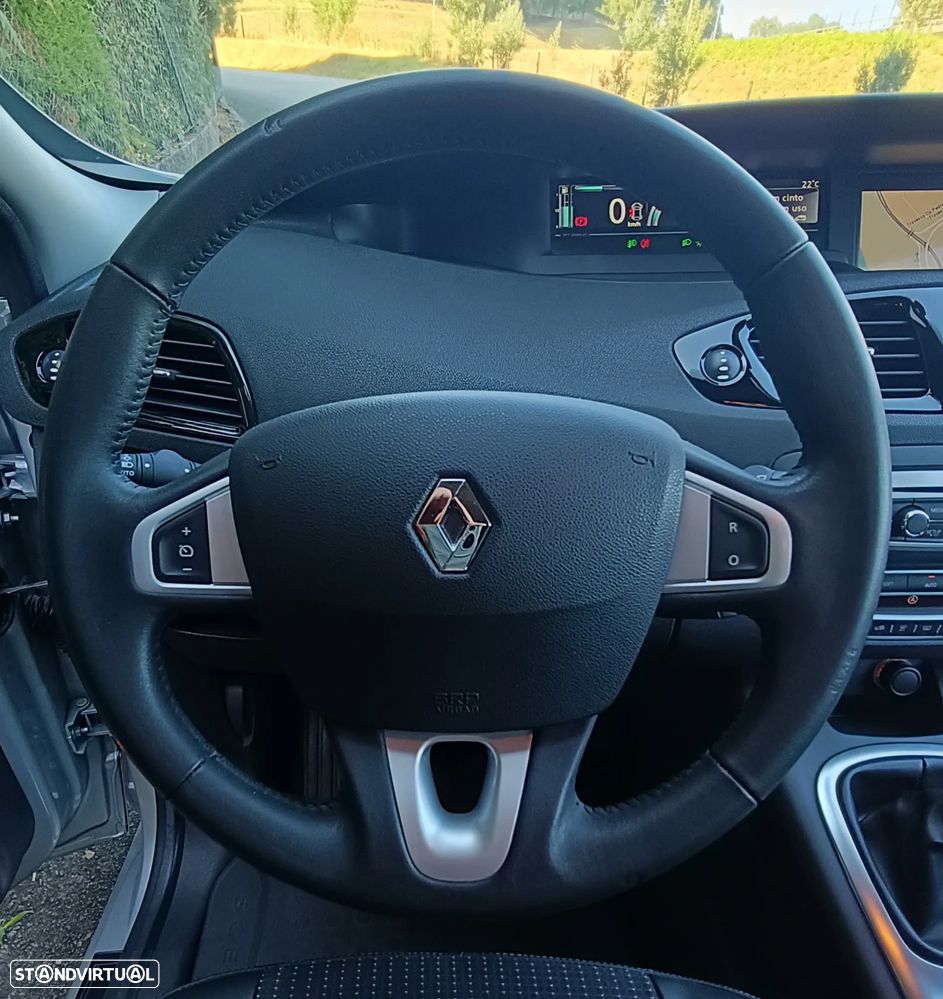 Renault Scénic 1.5 dCi Exclusive SS - 30