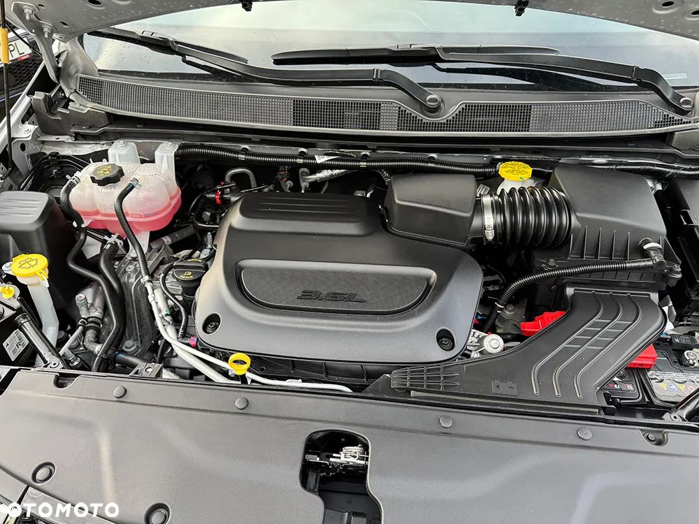Chrysler Pacifica - 7