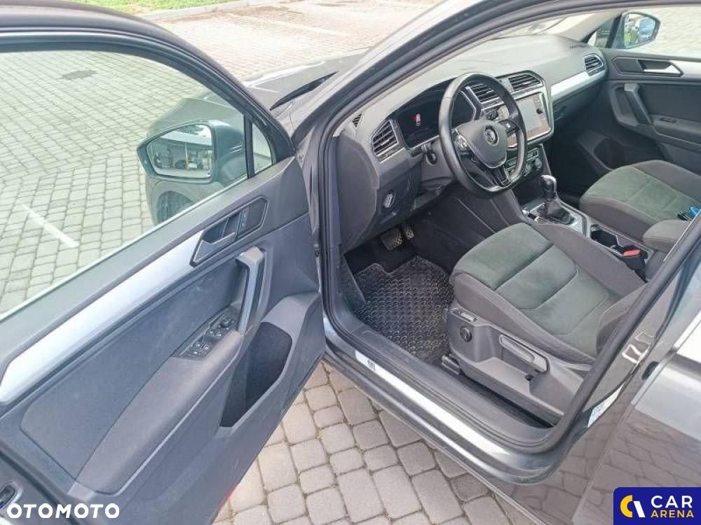 Volkswagen Tiguan - 15