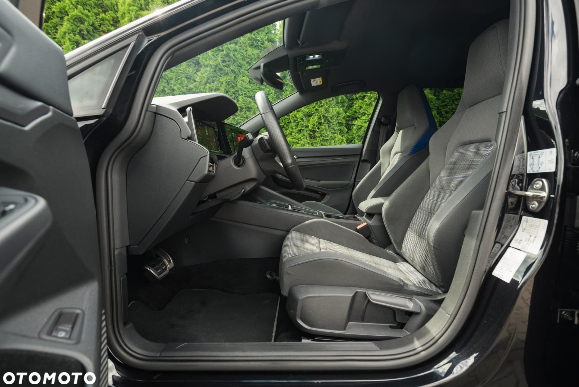 Volkswagen Golf - 13