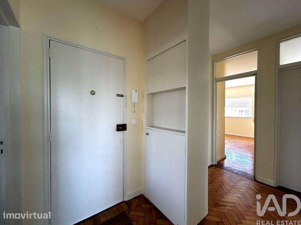 Apartamento T2 em Ramalde de 92,00 m2 - Grande imagem: 2/26