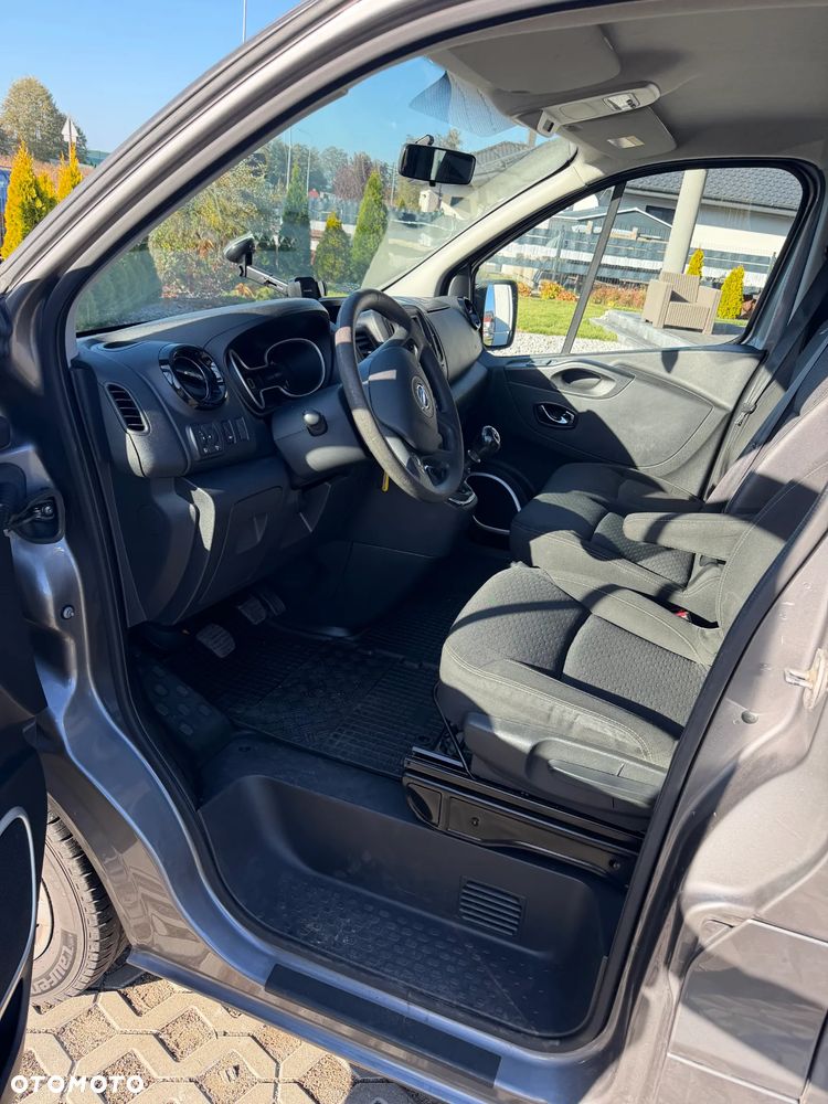 Opel Vivaro - 12