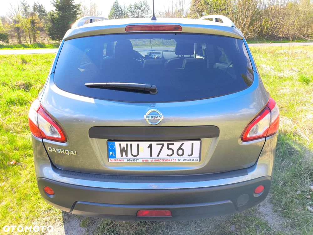 Nissan Qashqai 2.0 360 - 9