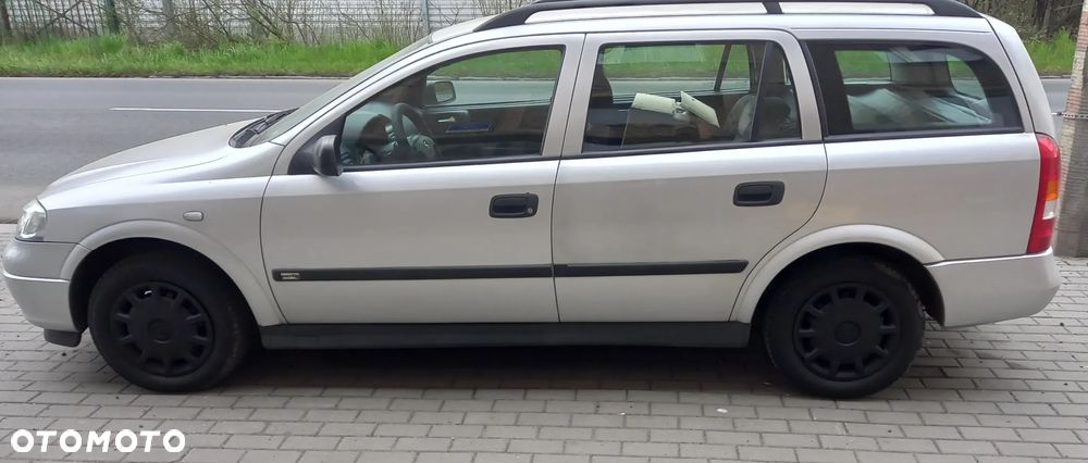 Opel Astra - 1