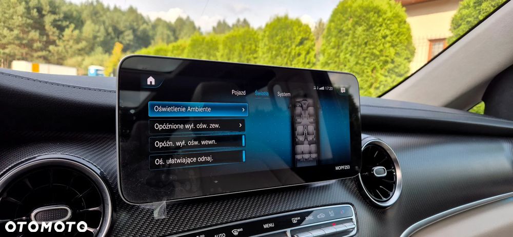 Mercedes-Benz Klasa V 300 d 4-Matic Exclusive 9G-Tronic (d³ugi) - 38