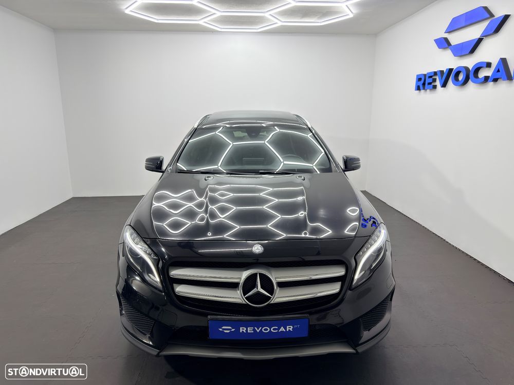 Mercedes-Benz GLA 180 d AMG Line - 3