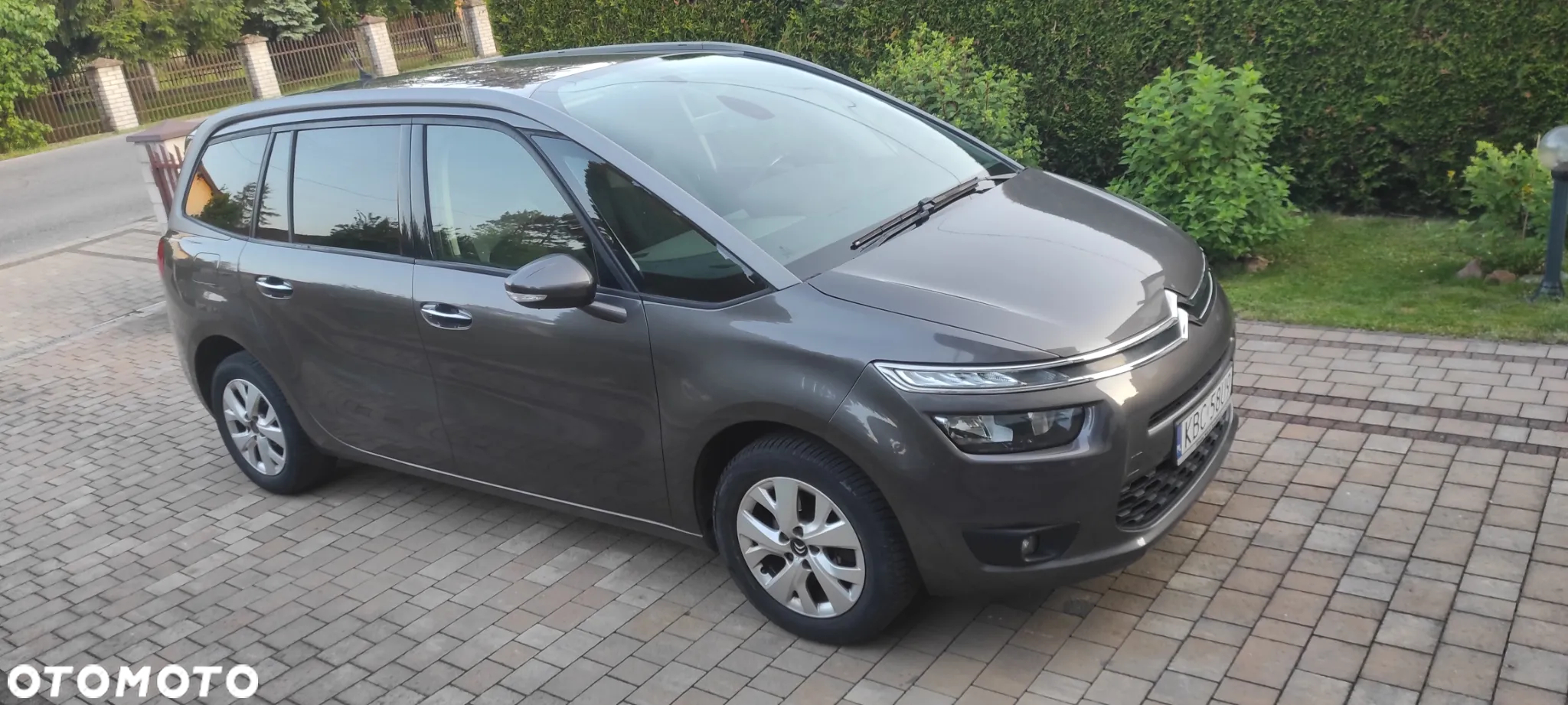 Citroën C4 Grand Picasso e-HDi 115 Attraction - 14