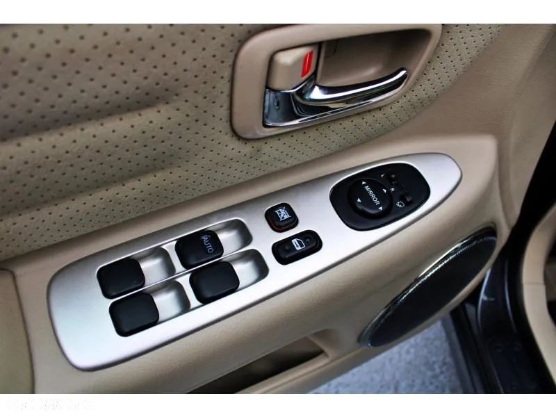 Lexus IS 200 Prestige - 15