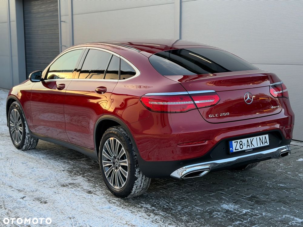 Mercedes-Benz GLC 250 4Matic 9G-TRONIC Exclusive - 8