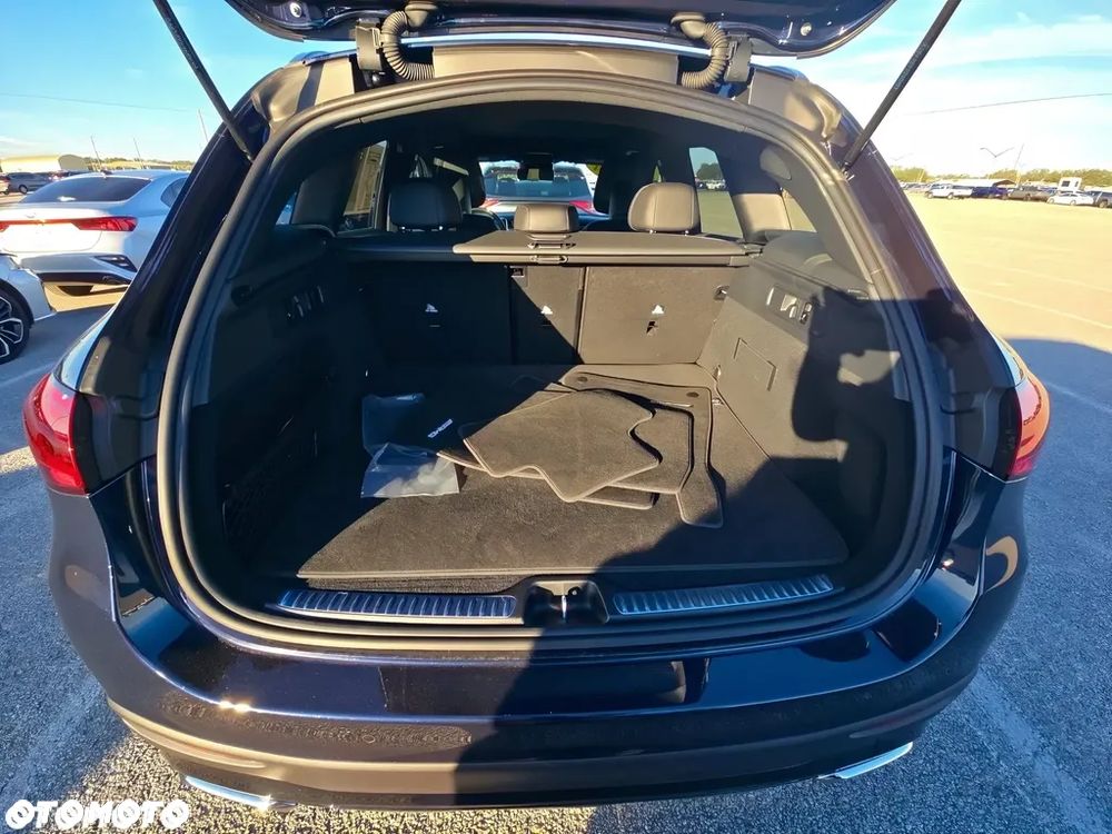 Mercedes-Benz GLC 300 4Matic 9G-TRONIC Exclusive - 11