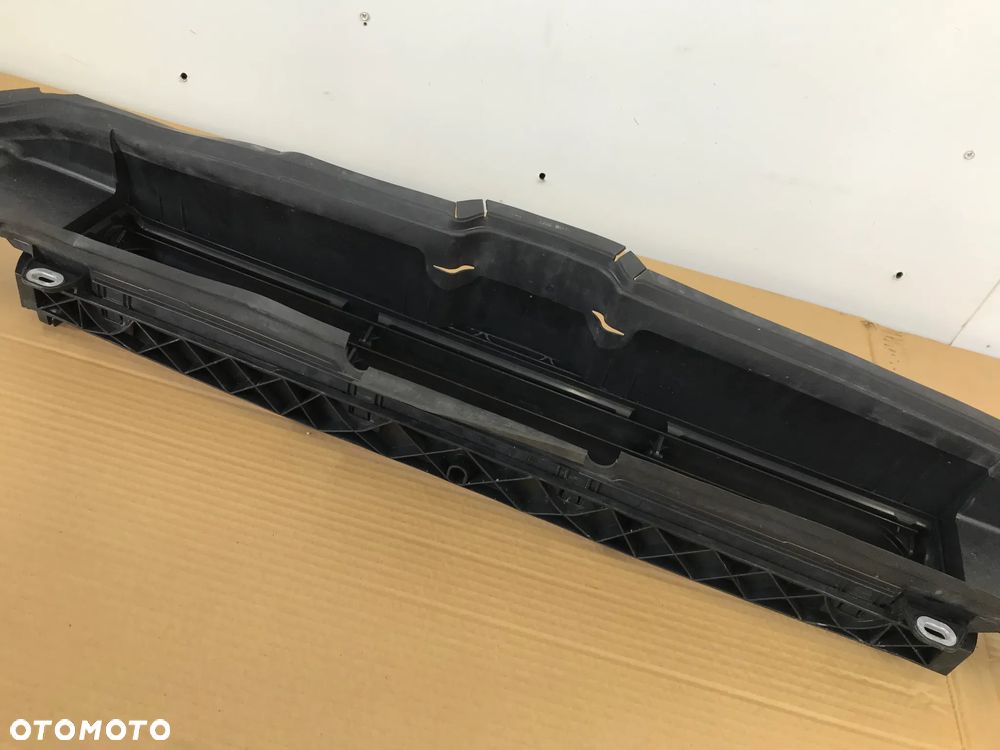 Żaluzja Audi e-tron 4KE121223 wlot kierownica powietrza - 13