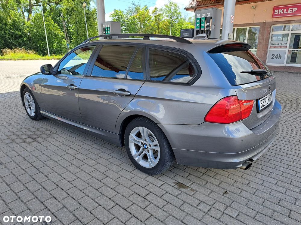 BMW Seria 3 - 10