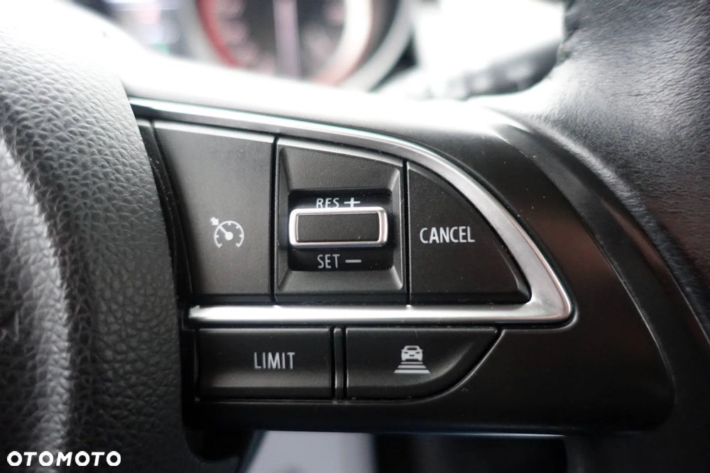 Suzuki Swift 1.2 Dualjet Hybrid Allgrip Comfort - 30