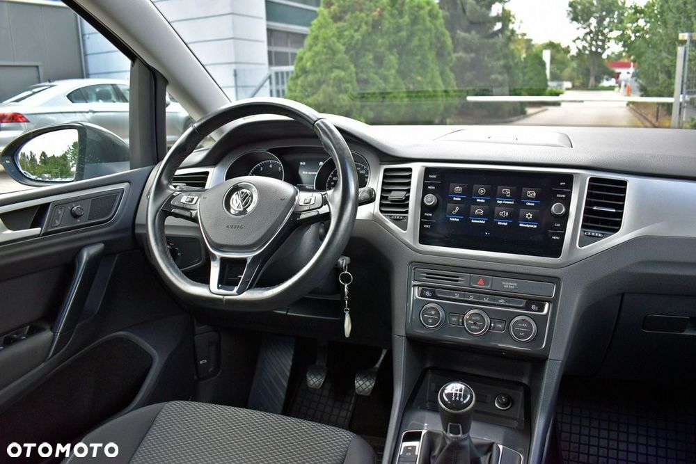 Volkswagen Golf Sportsvan SV 1.0 TSI Trendline - 17