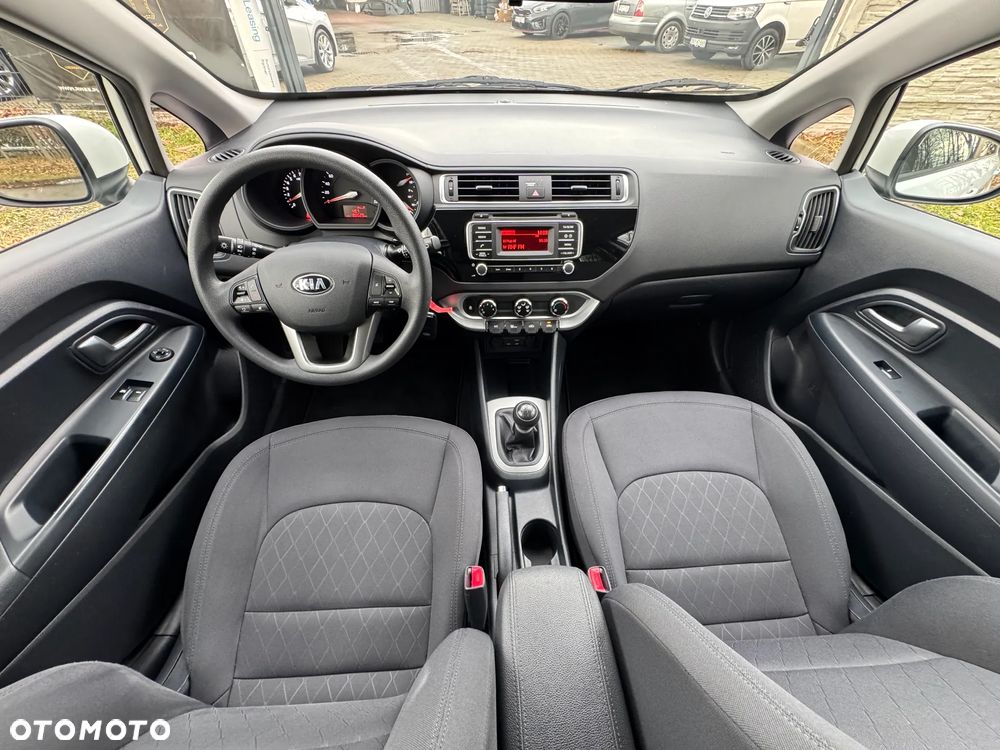 Kia Rio 1.2 Attract - 21
