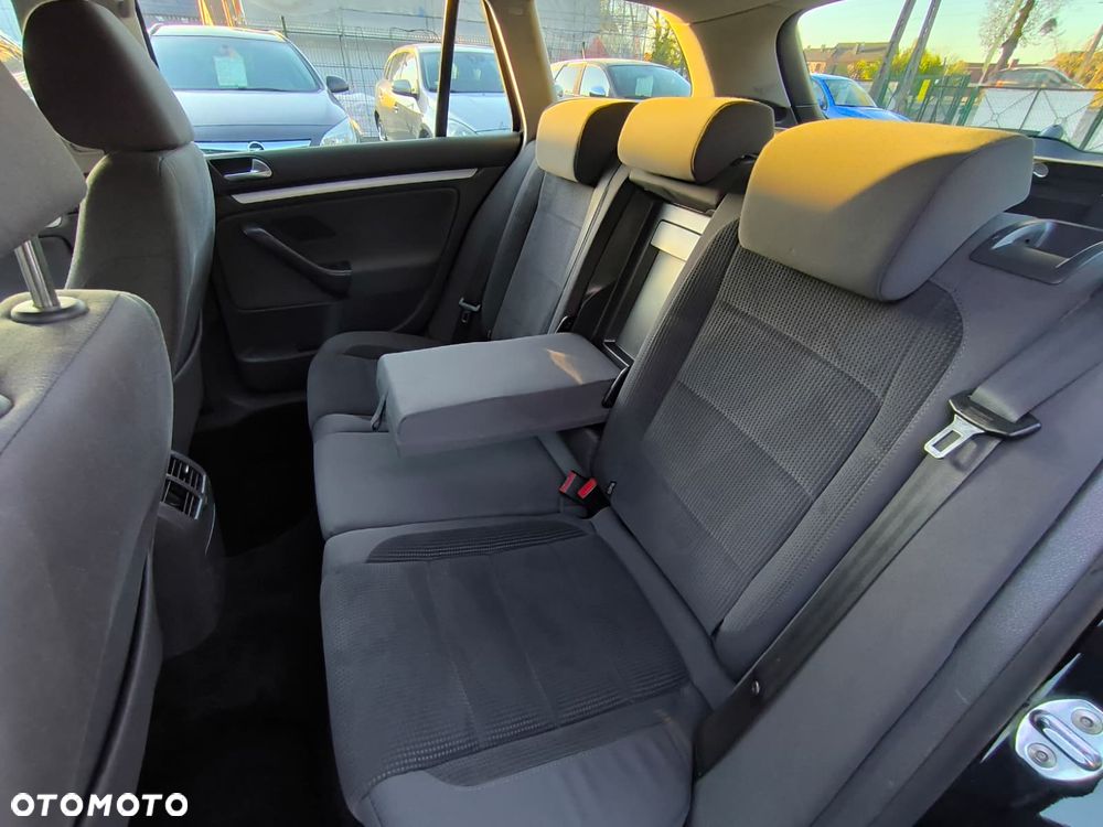 Volkswagen Golf - 7