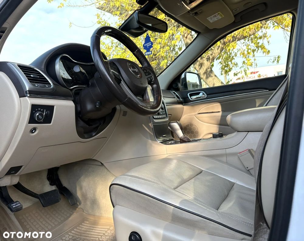 Jeep Grand Cherokee 3.0 CRD Overland Summit EU6 - 13