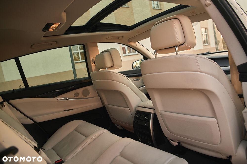 BMW 5GT 530d - 35