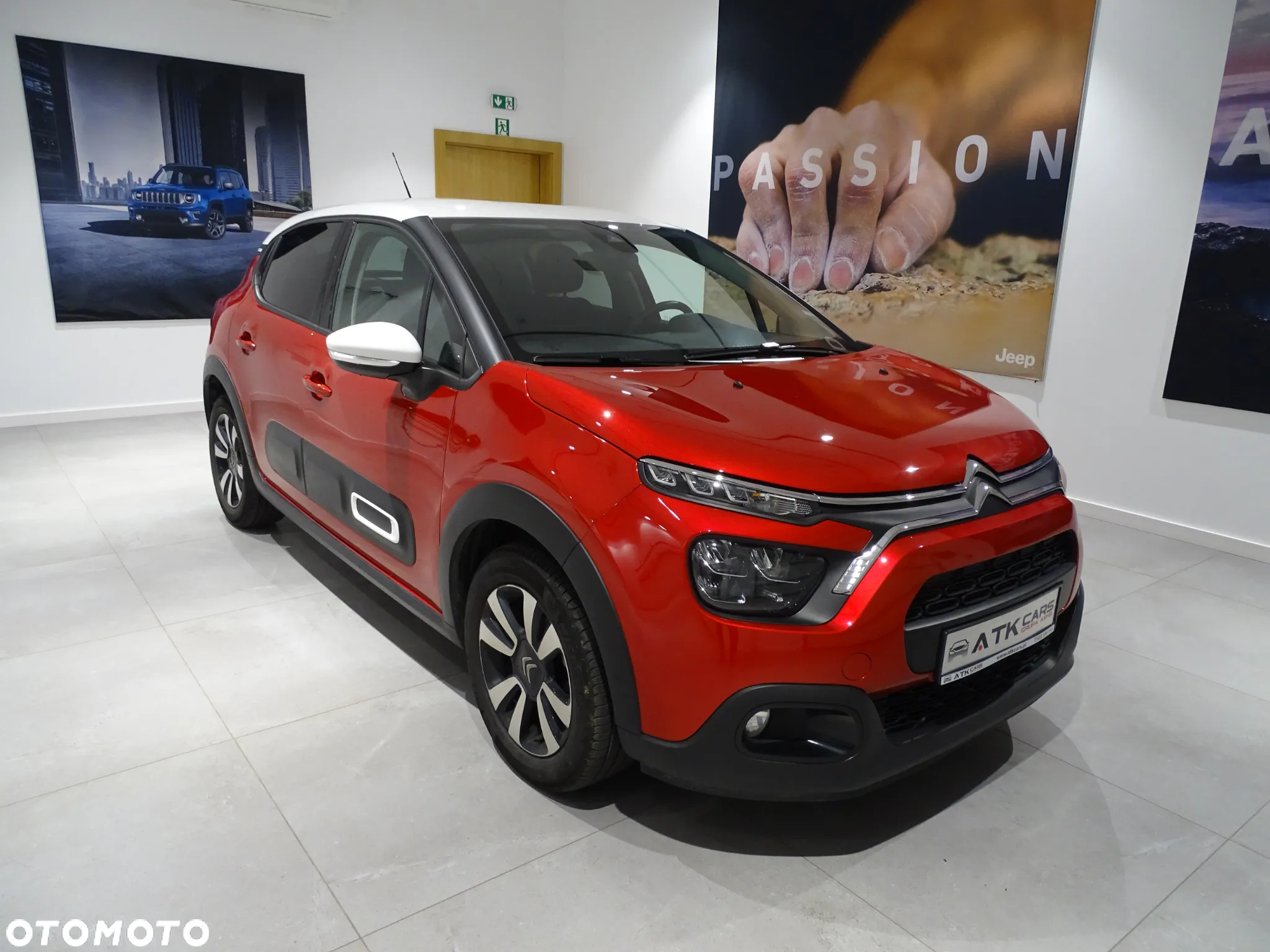 Citroën C3 1.2 PureTech Shine EAT6 - 3