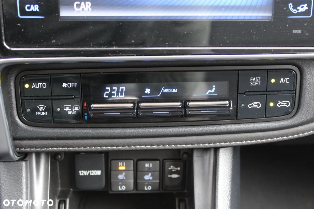 Toyota Auris 1.2 T Prestige - 24