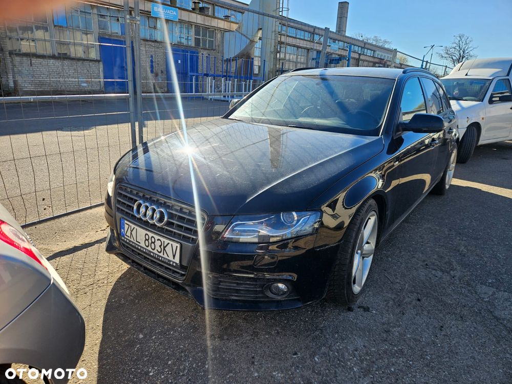 Audi A4 Avant - 1