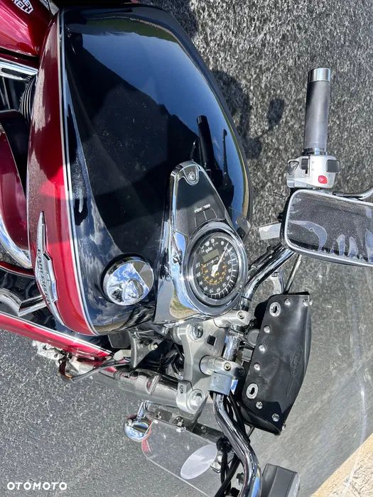 Suzuki VL 800 Volusia - Boulevard C50 - 4