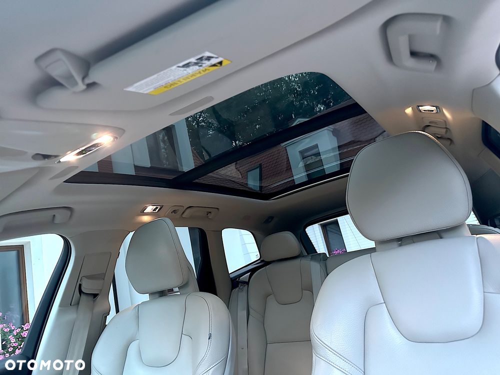 Volvo XC 60 T8 AWD Plug-In Hybrid Inscription Expression - 31