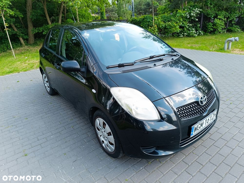 Toyota Yaris 1.3 Sol - 6