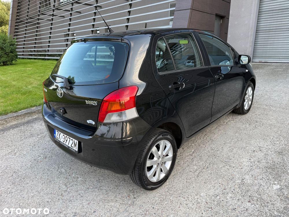 Toyota Yaris 1.33 Sol - 8