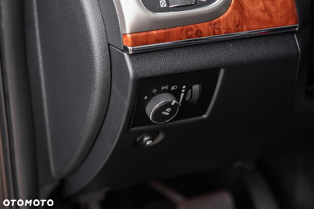 Jeep Grand Cherokee 5.7 V8 HEMI 4WD Automatik Summit - 26